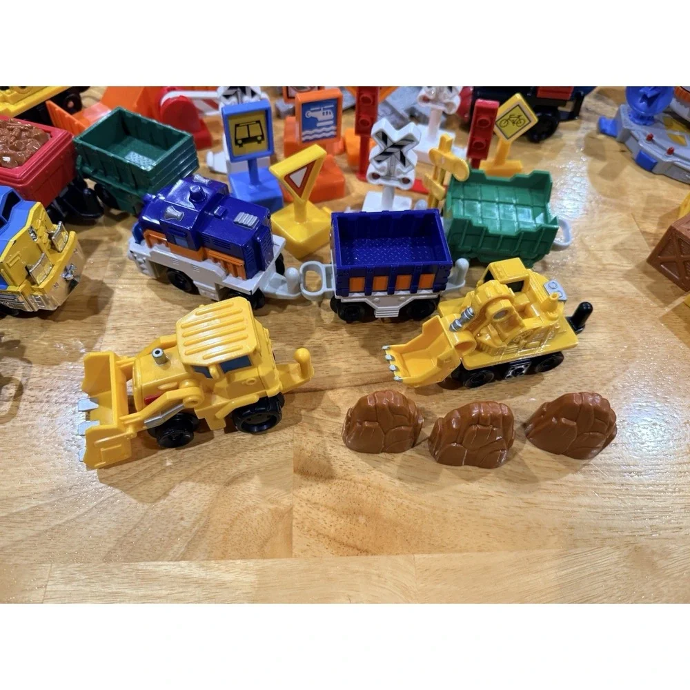 Fisher Price Geotrax Lot Asst 70+ Pieces Trains Ships Vehicles Track Accessories